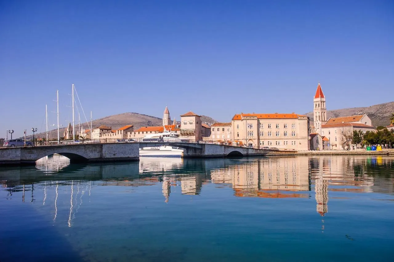 Mastrinka Apartment Trogir Holiday home